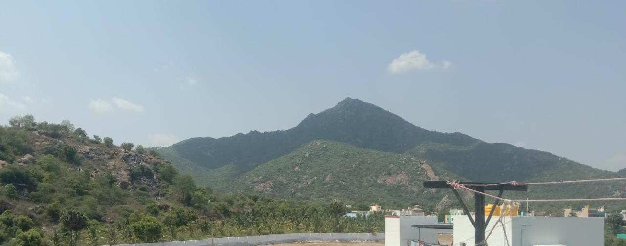 Thiru Arunai Guest House Tiruvannāmalai 外观 照片