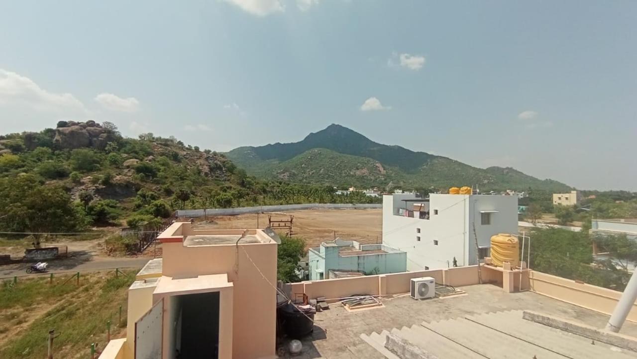Thiru Arunai Guest House Tiruvannāmalai 外观 照片