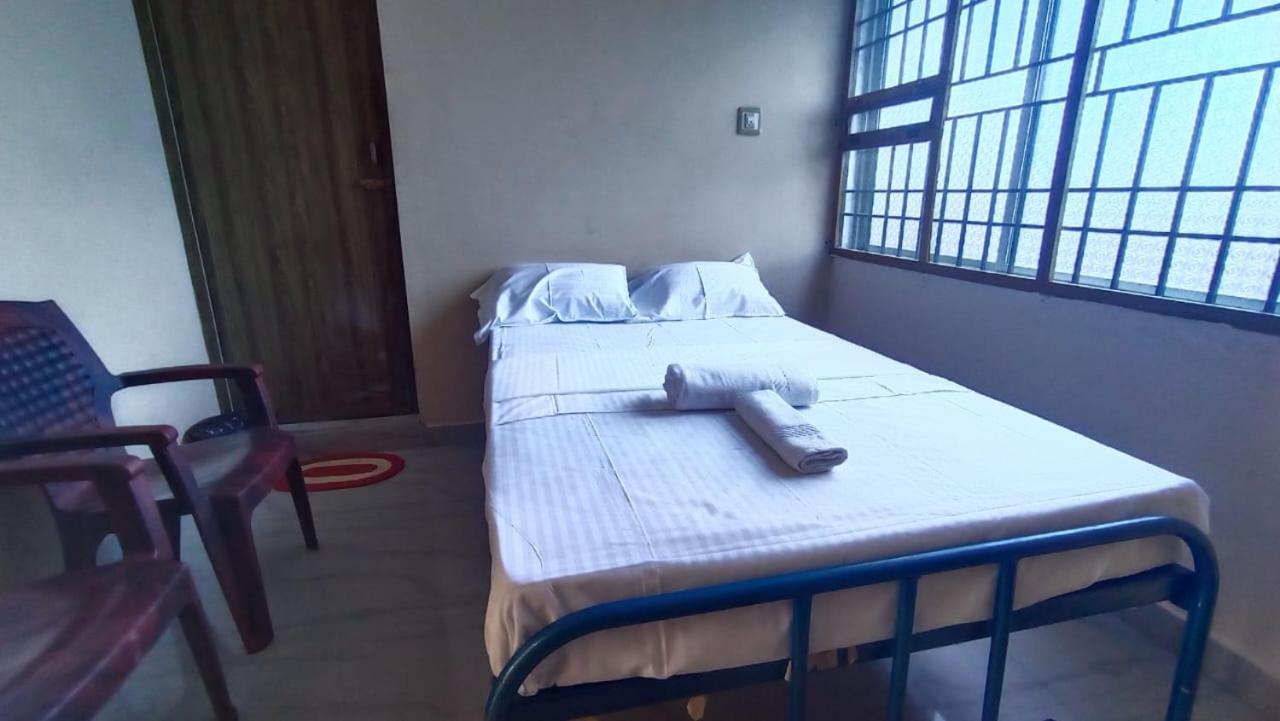 Thiru Arunai Guest House Tiruvannāmalai 外观 照片